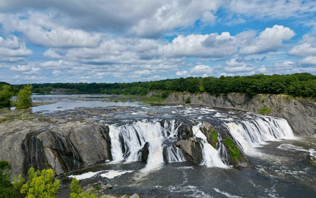 The Majestic Beauty of Cohoes Falls: Nature’s Spectacle